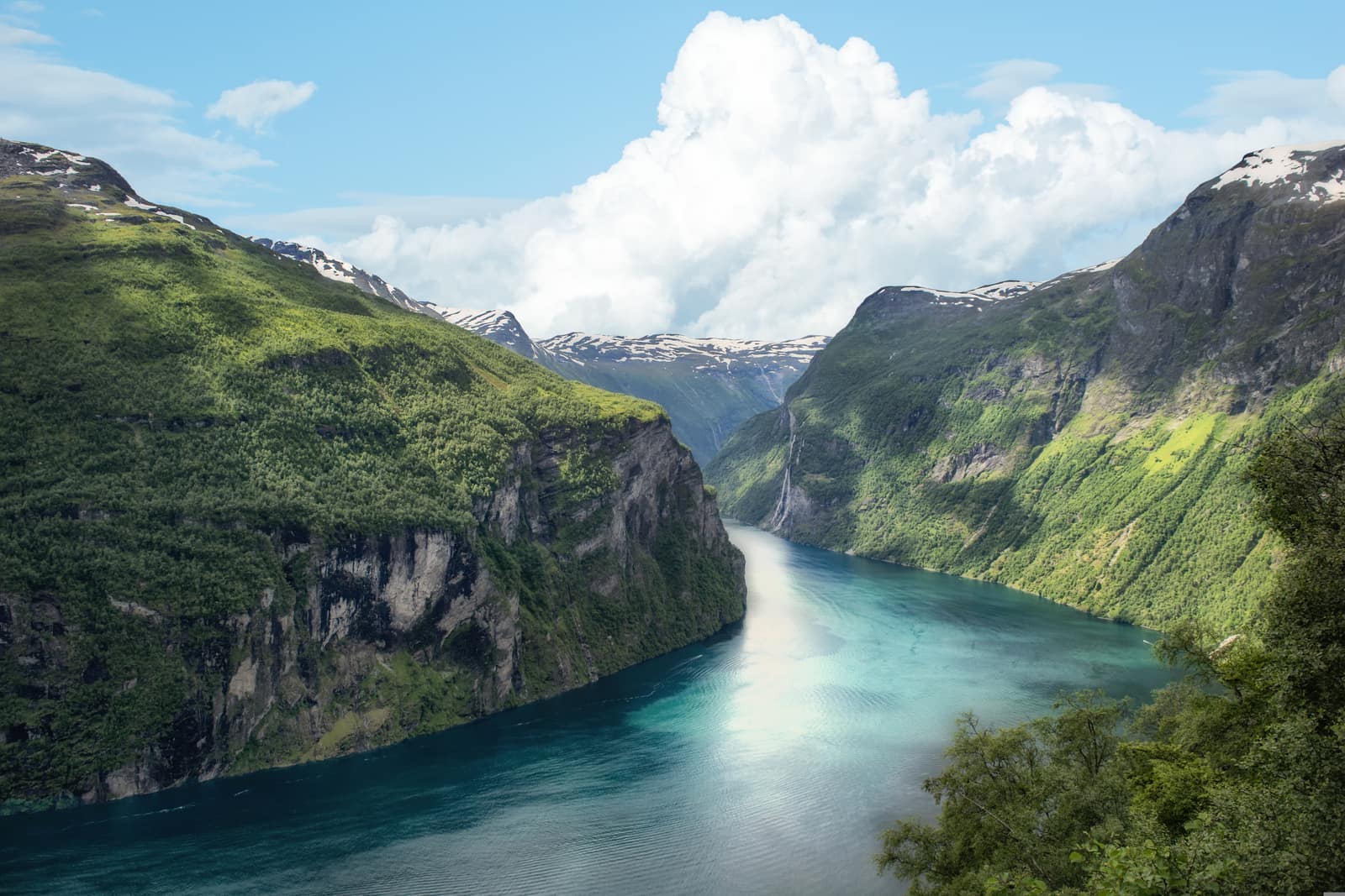 Skjolden
