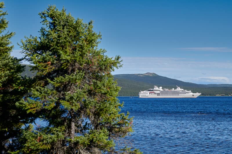 Wilderness from Greenland to the East Coast of Canada