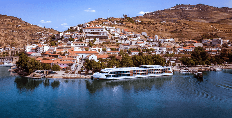 Enticing Douro (Christmas Day Celebration)